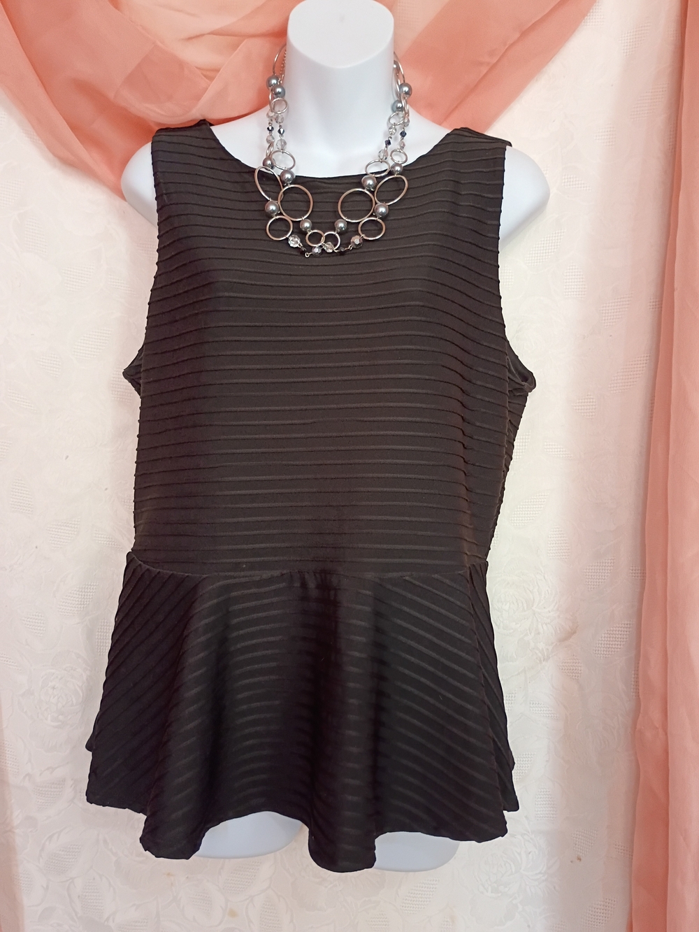 Bisou Bisou Ladies Black Ribbed Peplum Sleeveless Top Sz Lg